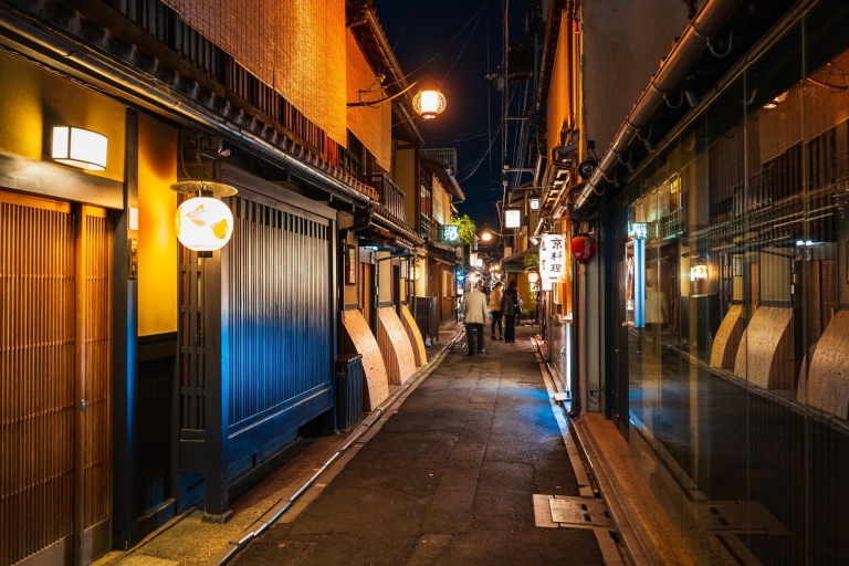Kyoto: 3 uur durende barhoppingtour in Pontocho Alley 's nachts