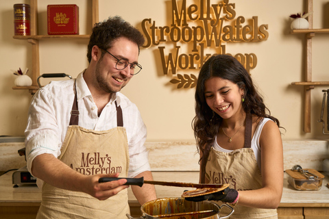 Amsterdam: Traditional Dutch Stroopwafel Making Experience