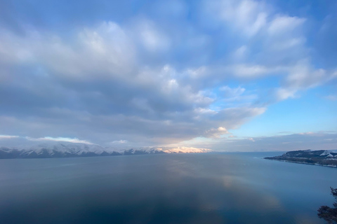 Yerevan: Lake Sevan Private Tour with Monasteries & Lunch