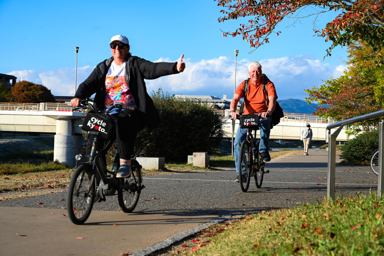 Sul de Quioto: Excursão guiada de meio dia em bicicleta com Fushimi InariSul de Quioto: Excursão de meio dia guiada de bicicleta com Fushimi Inari