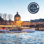 Parigi: Crociera serale sul fiume con musica