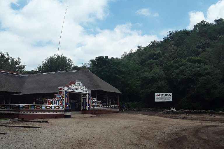 Vila cultural de Lesedi: