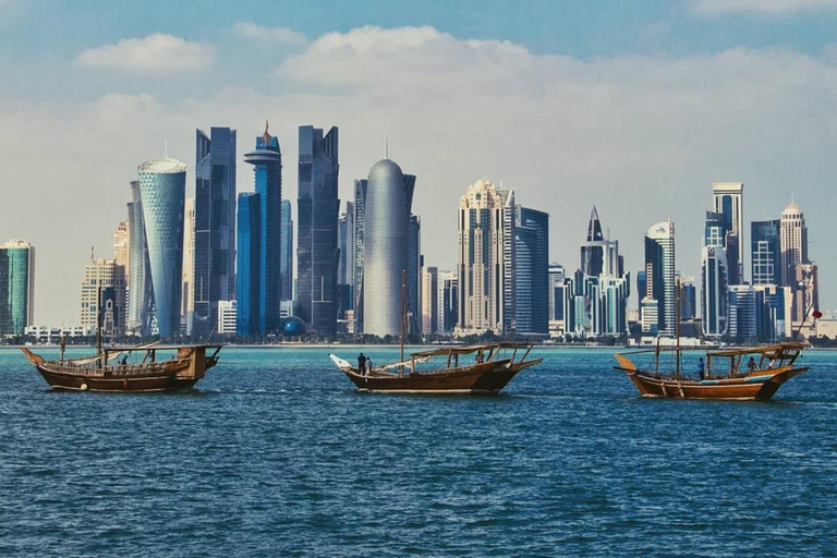 Depuis Doha : croisière en boutre traditionnel avec prise en charge et retour