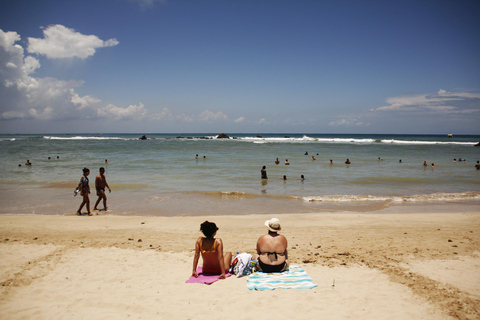 Dagtrip naar het eiland Morro de São PauloPortugees sprekend