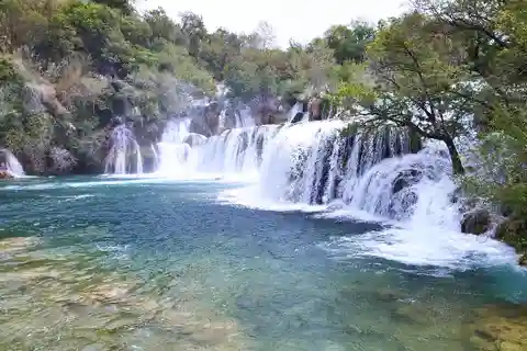Ze Splitu: Prywatna wycieczka do Trogiru i Parku Narodowego Krka