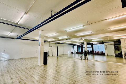 Geneva: Private Salsa or Bachata lesson (1 to 8 people) Geneva: Salsa or Bachata class (1 to 8 people – 60 min)