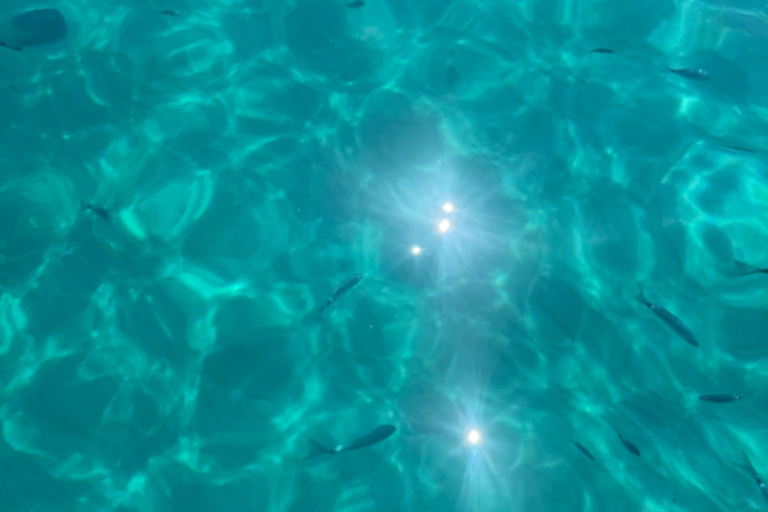 Cagliari: Boat Tour snorkeling della Sella con con aperitivo