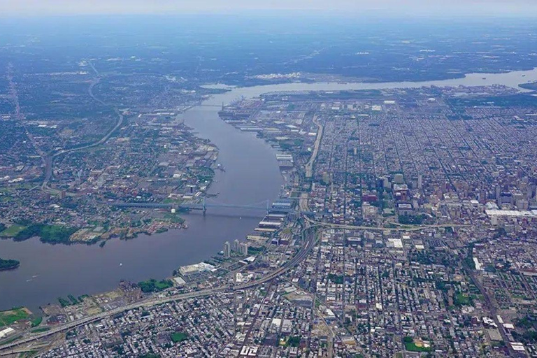 Philadelphia: Skyline Helicopter Tour