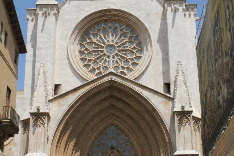Tarragona: Walking Tour with Roman History, Secrets, and Local Life