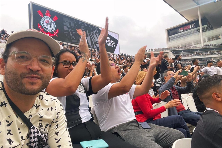 Upplevelse av Corinthians fotbollsspelSao Paulo: Upplevelse av Corinthians fotbollsmatchdag