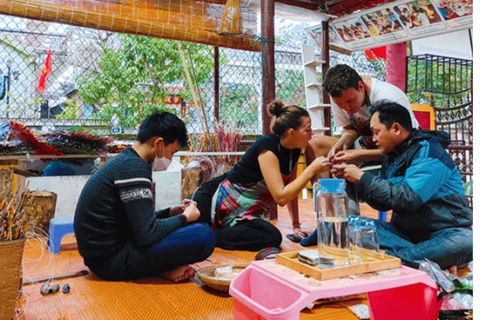 Making the paper flower's experience in Hue