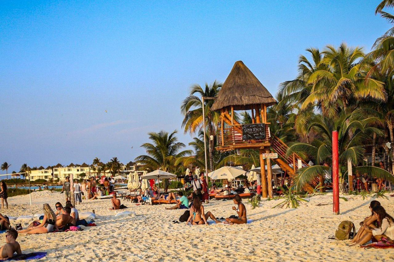 Cancun: Tour zur Isla Mujeres im Katamaran mit SchnorchelnTour von Tulum aus