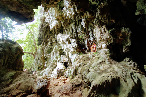 Khao Sok : lac Cheow Larn, promenade dans la jungle et exploration des grottes