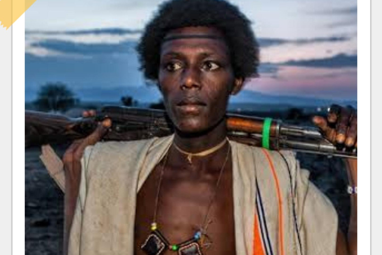 Semera: 3-tägige Reise in die Nomadenkultur der AfarSemera: 3-tägige Reise in die Kultur der Afar-Nomaden