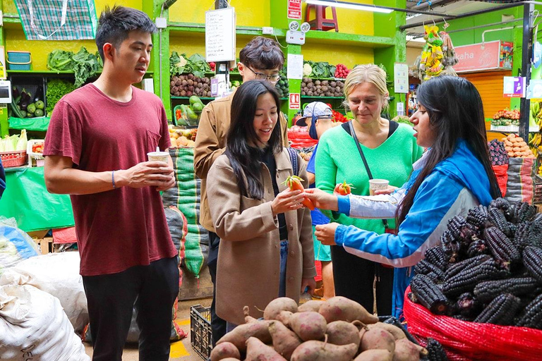 Lima: Peruvian cooking class and tour of Surquillo market