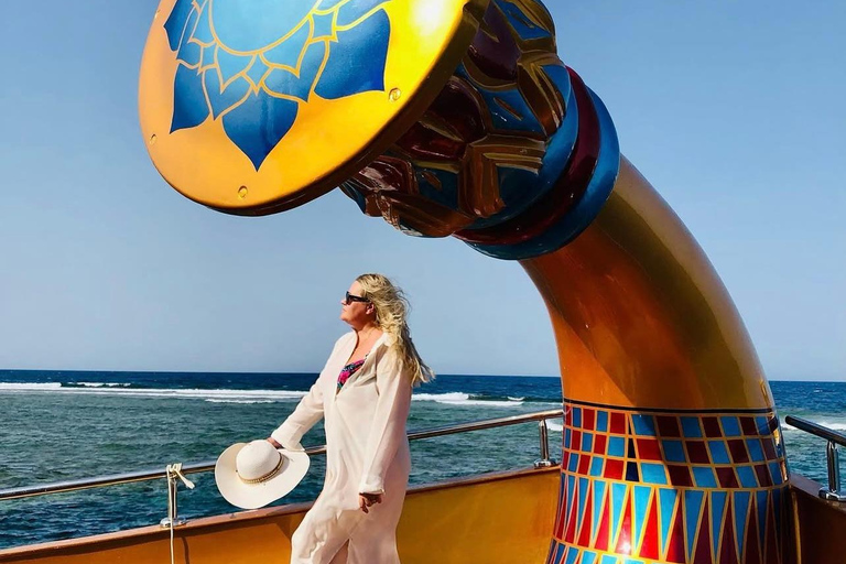 From Makadi: Nefertari Sunset or Morning Cruise With pickup