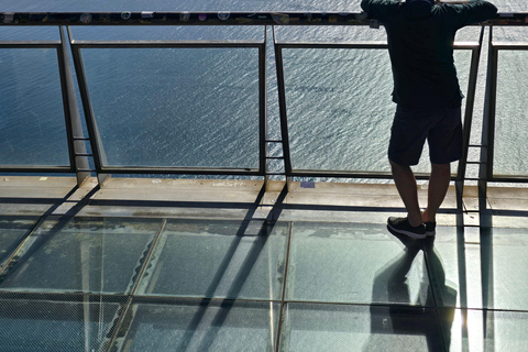 Madeira: Comfortable private tour with views and local guide (up to 4 people)