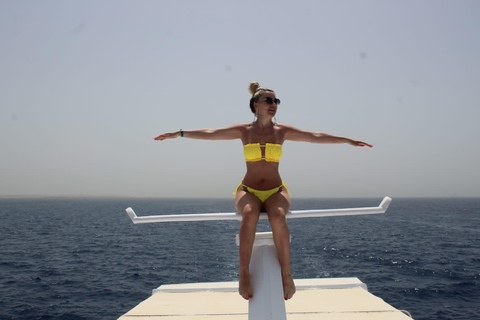 From Sharm: Ras Mohammed snorkeling cruise &amp; optional divingRas Mohammed and white island cruise