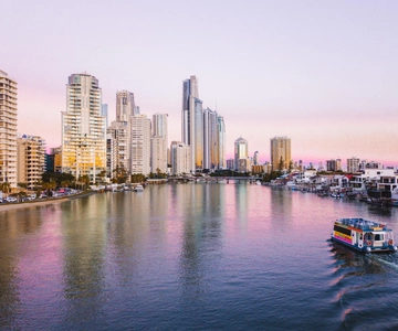 Surfers Paradise: Sightseeing Sunset River Cruise