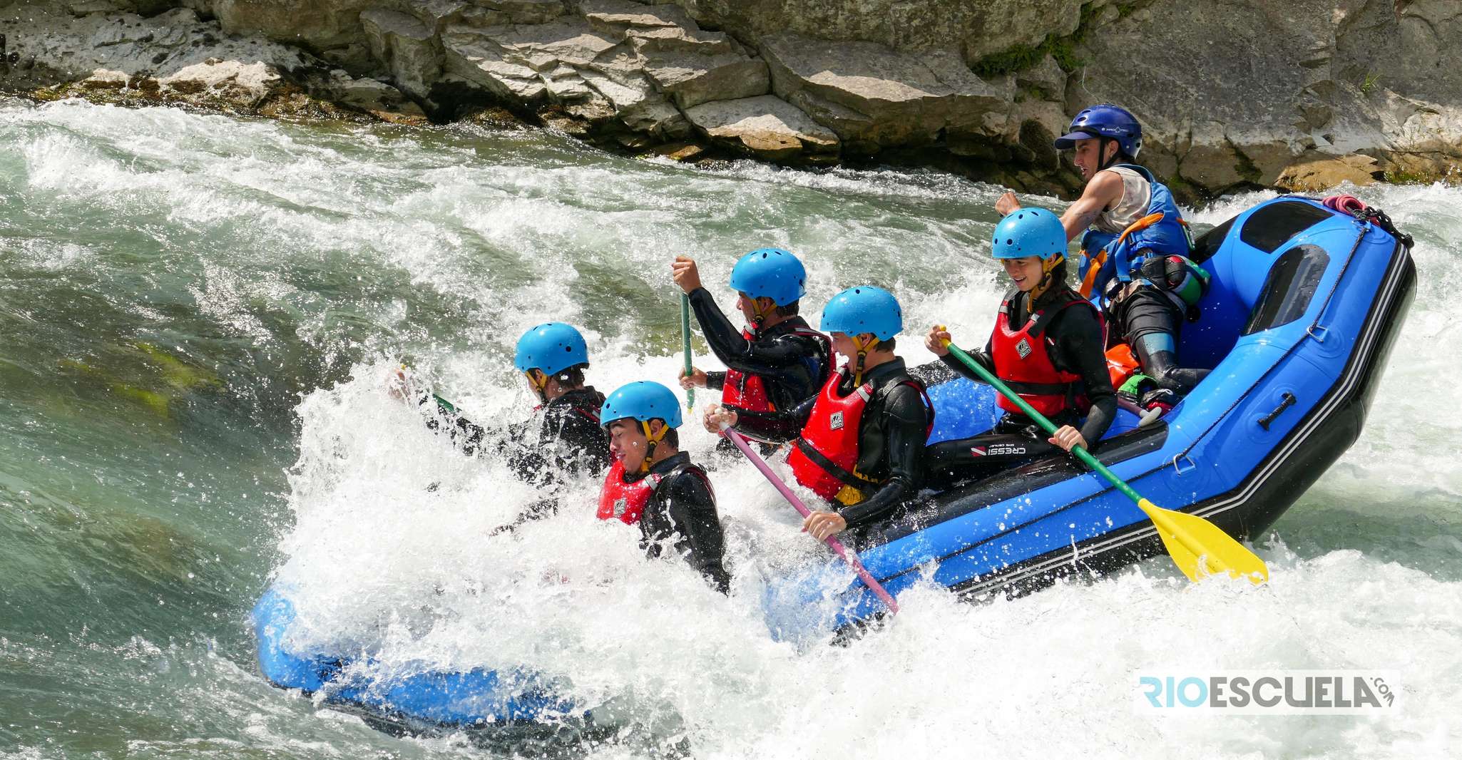 Pyrenees, Rafting in the Kingdom of the Mallos - Housity