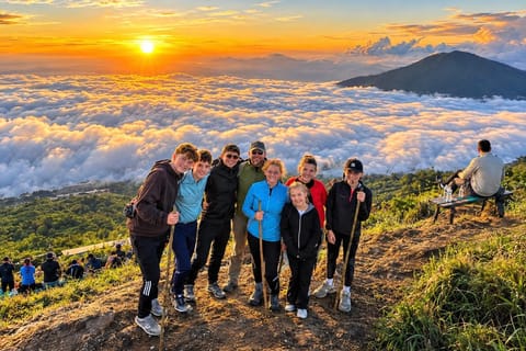 Mount Batur Sunrise Hike, Hot Spring & Breakfast All Include