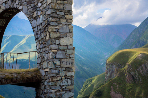 Visite de groupe à Kazbegi depuis Tbilissi