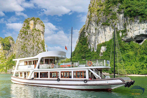 Z Cat Ba/Hanoi: 1-dniowa wycieczka do zatoki Lan Ha i lekcja gotowaniaZ Hanoi: 1-dniowa wycieczka nad zatokę Lan Ha i lekcja gotowania