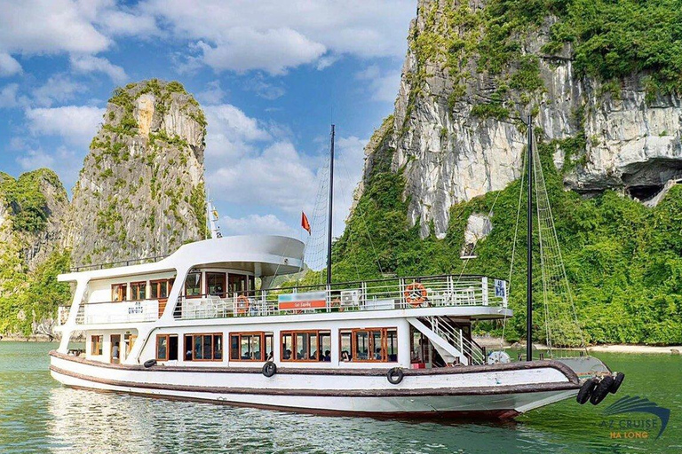 Z Cat Ba/Hanoi: 1-dniowa wycieczka do zatoki Lan Ha i lekcja gotowaniaZ Hanoi: 1-dniowa wycieczka nad zatokę Lan Ha i lekcja gotowania