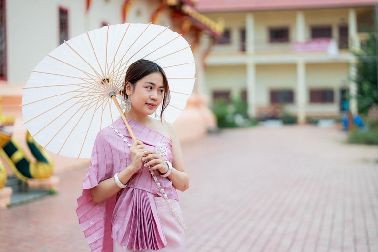 Vientiane: Traditional Lao Dress Rental and Photo Session