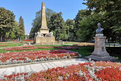 From Chișinău: Iași Guided Day Trip with Private Transport