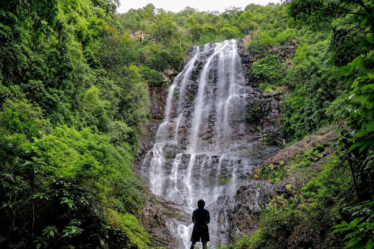 Langkawi: Scooter Island Tour with Breakfast and Lunch