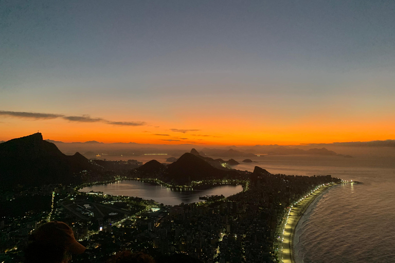 Najpiękniejszy wschód słońca na świecie – wycieczka z przewodnikiem na Morro Dois Irmãos