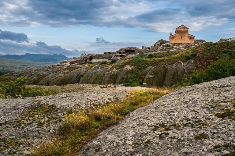 Tbilisi: 7-Day Tour To Georgia: Wine, Mountains & Canyons