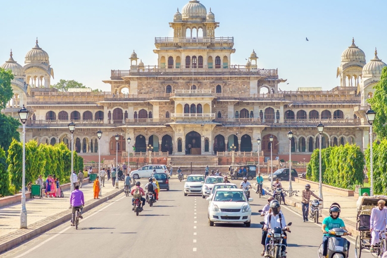 Agra naar Jaipur taxi via Fatehpur Sikri & abhaneri stepwell