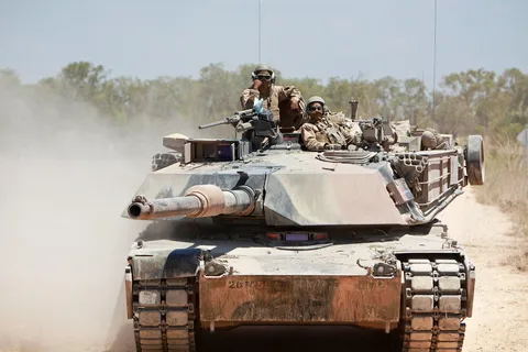 Echte Panzerfahrt in Riga Lettland