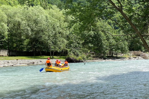 Tbilisi: Private Kazbegi Tour - Mineral Water & Travertines