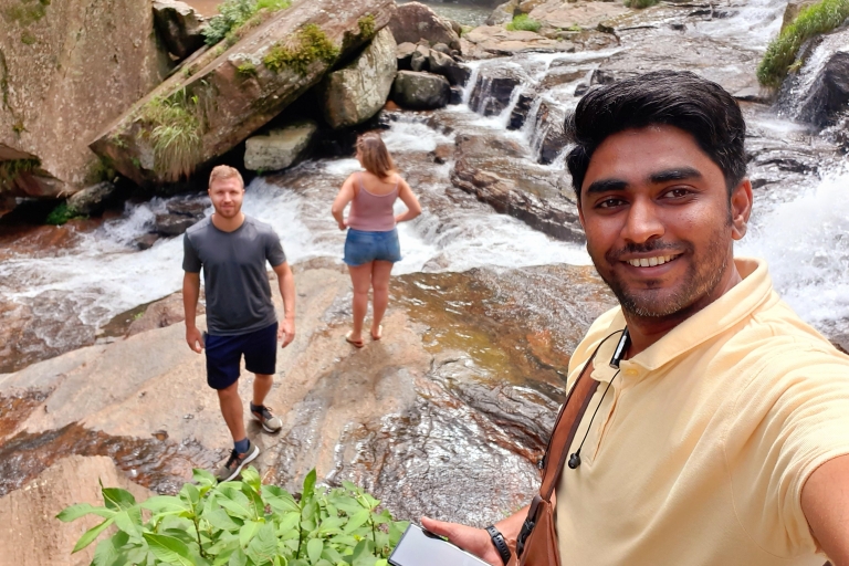 Visita de Kandy a Nuwara Eliya en Tuk Tuk Sri Lanka(Copy of) De Kandy a Nuwara Eliya Excursión de un día en Tuk Tuk Sri lanka