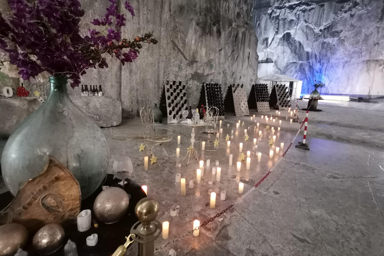 Carrara Marble-Day-Tour - diversão, música e degustação de alimentosCARRARA-Marble &amp; Music - Traslado de La Spezia incluído