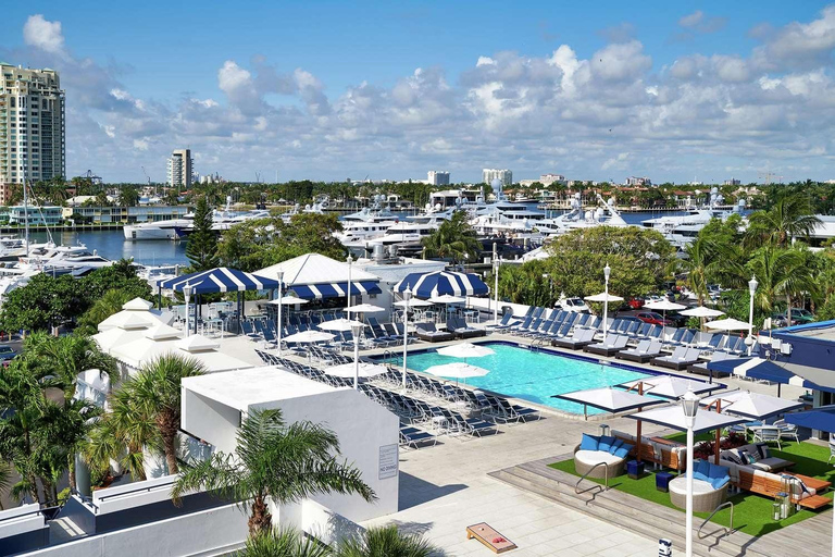 Fort Lauderdale: Bahia Mar Hotel Pool Pass with Beach Access