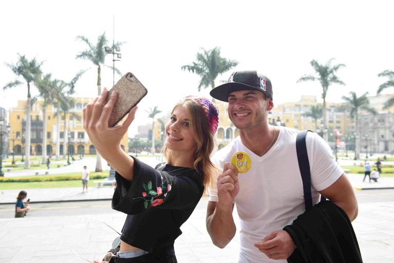 Lima: Hop-On Hop-Off Tourist Bus with 11 stops and 4 routes Lima: Hop-On Hop-Off Tourist Bus plus 11 stops and 4 routes