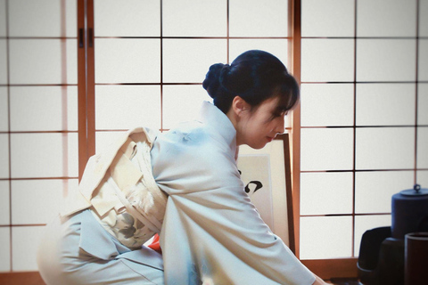 Kyoto: Kimono Rental, Tea Ceremony, and Garden Photoshoot