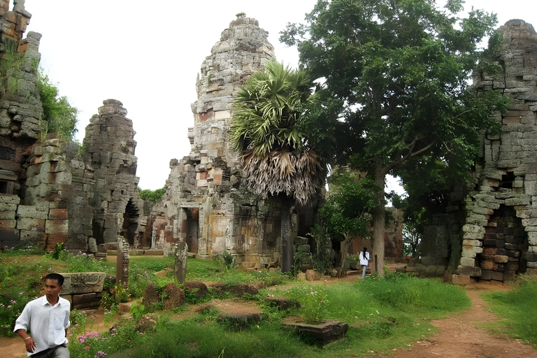 From Siem Reap: Banteay Chhmar Temple & Battambang Tour