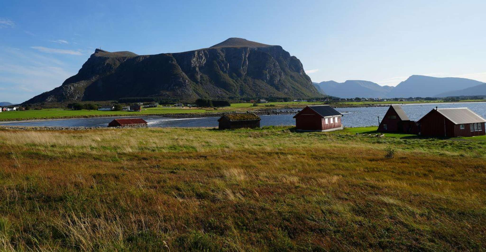 Molde - Atlantic Ocean Road & Varden Audio Guide Bus Tour - Housity