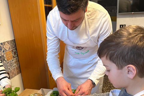 Genoa: Cooking Class Pesto, Gnocchi and Tiramisu with Tiziana