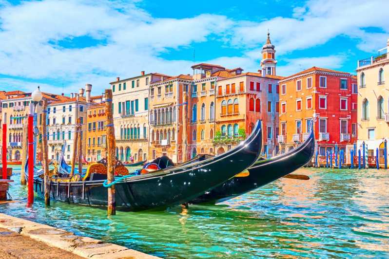 Venice: Grand Canal Private Walking Tour & Optional Gondola