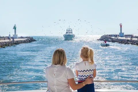 Le Grau-du-Roi - Sea trip to meet the fishing trawlers