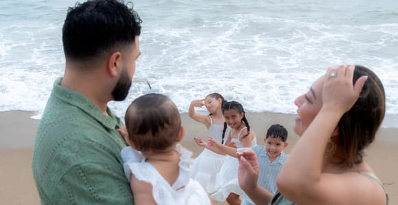 Puerto Vallarta: Private Beach & Sunset Photoshoot