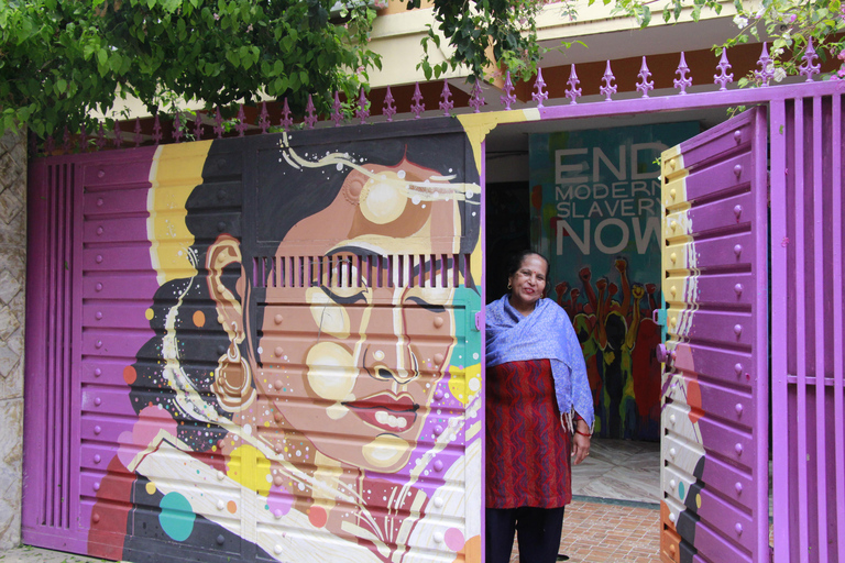 Kathmandu: Meeting Female Artisans and Shopping Experience Private