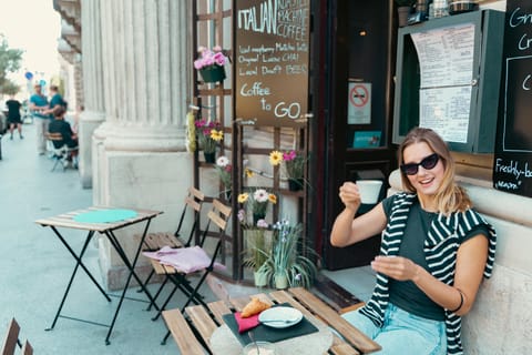 Budapest Grand Café: History, Photo & Taste tour