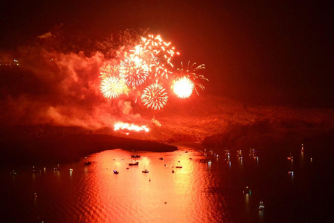 Santorini: Sunset Cruise with Ifestia Fireworks & Drone Show